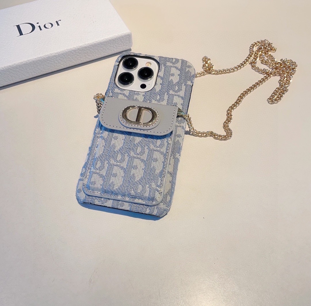 DIOR